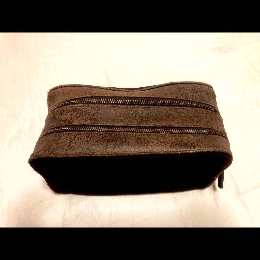 ❗️NEW❗️RH toiletry bag